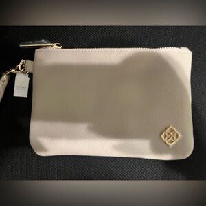 Kendra Scott Cream Wristlet Clutch